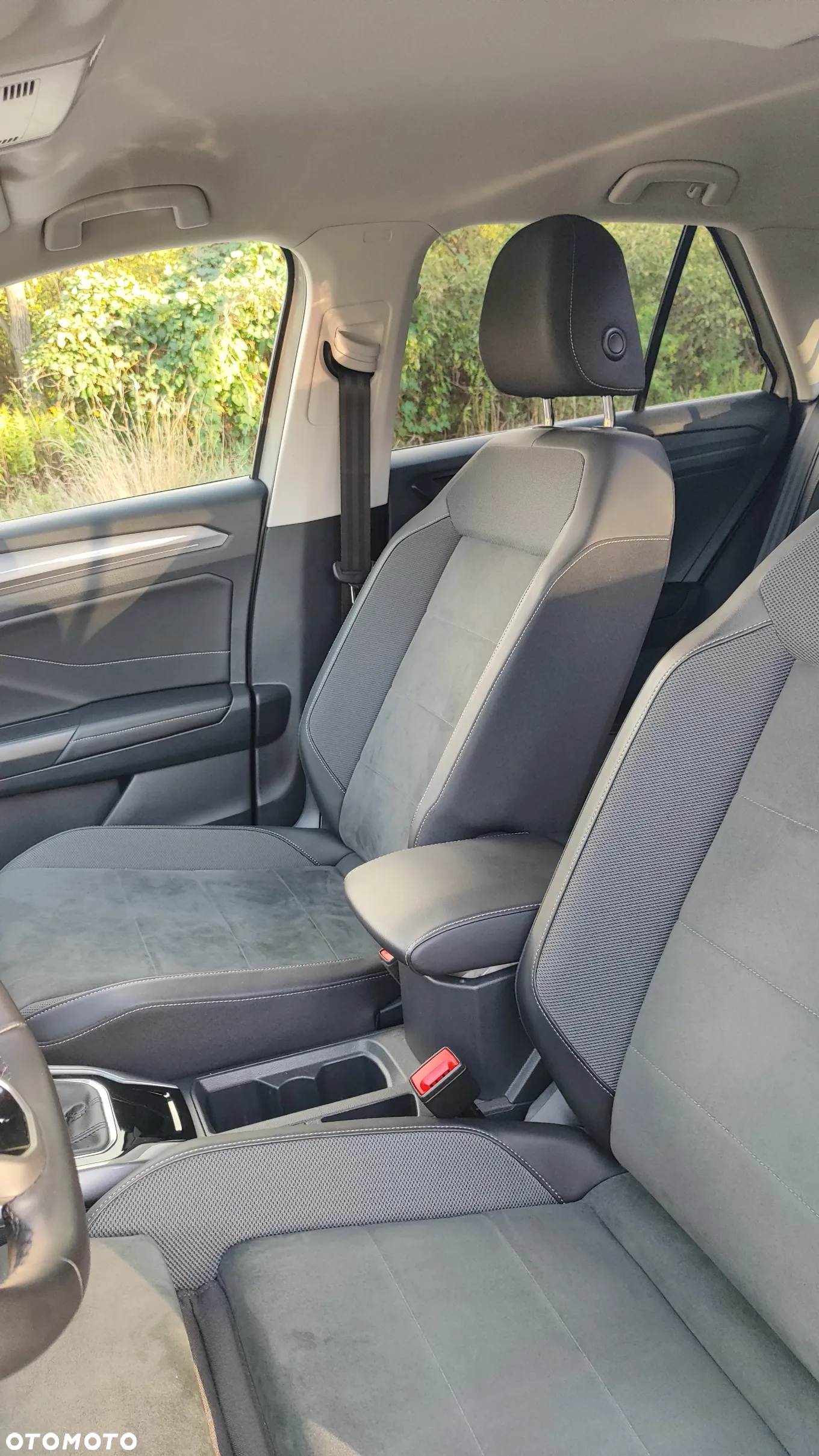 Volkswagen T-Roc 1.5 TSI Style DSG - 13