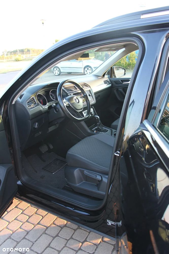Volkswagen Tiguan - 6