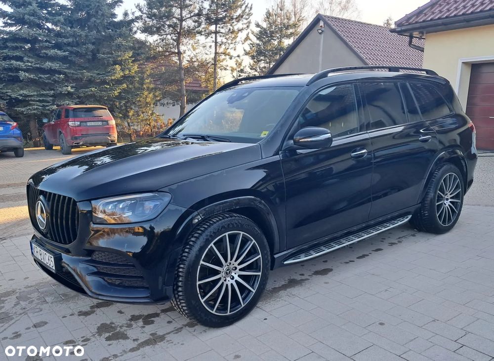 Mercedes-Benz GLS - 1