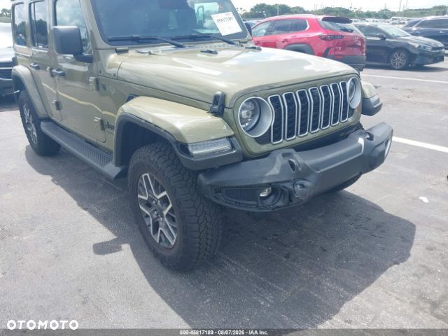 Jeep Wrangler - 8