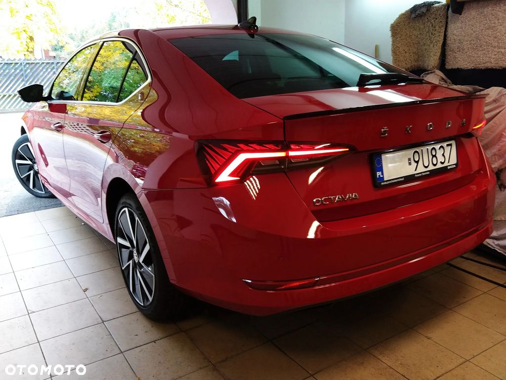 Skoda Octavia 2.0 TDI Style DSG - 2