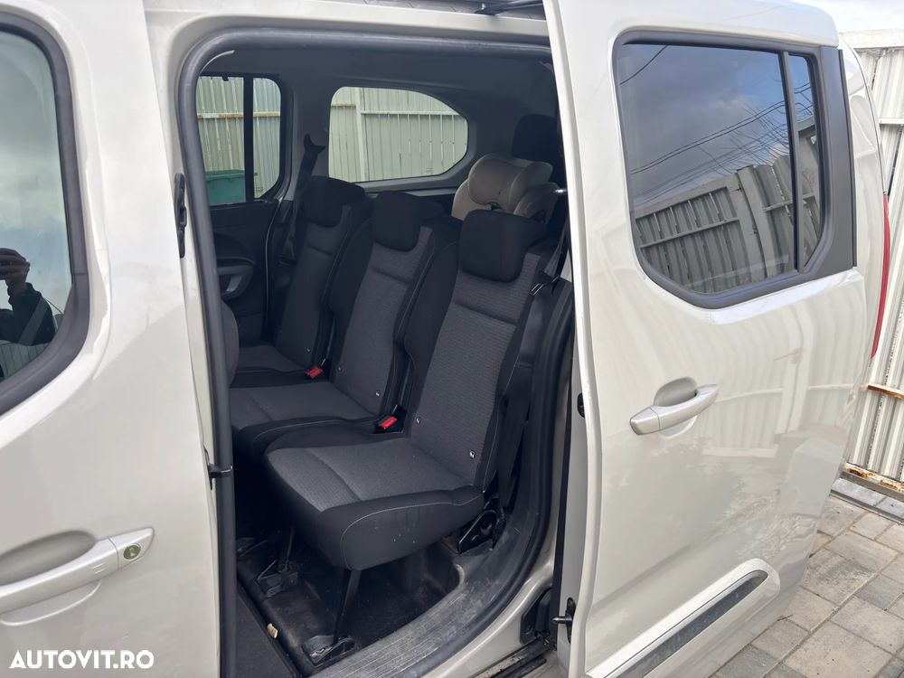 Toyota Proace 1.2 130CP 8AT 6+1 L2H1 Family+ - 7