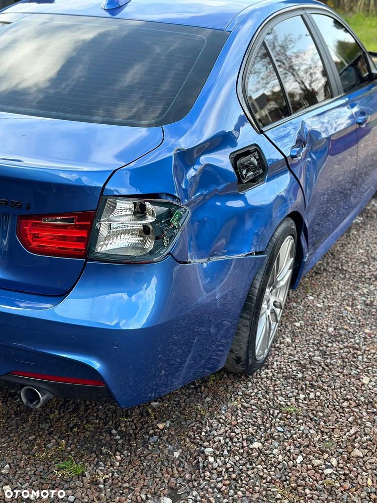 BMW Seria 3 335i xDrive - 11