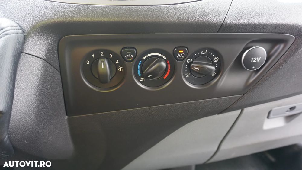 Ford Transit Custom - 20