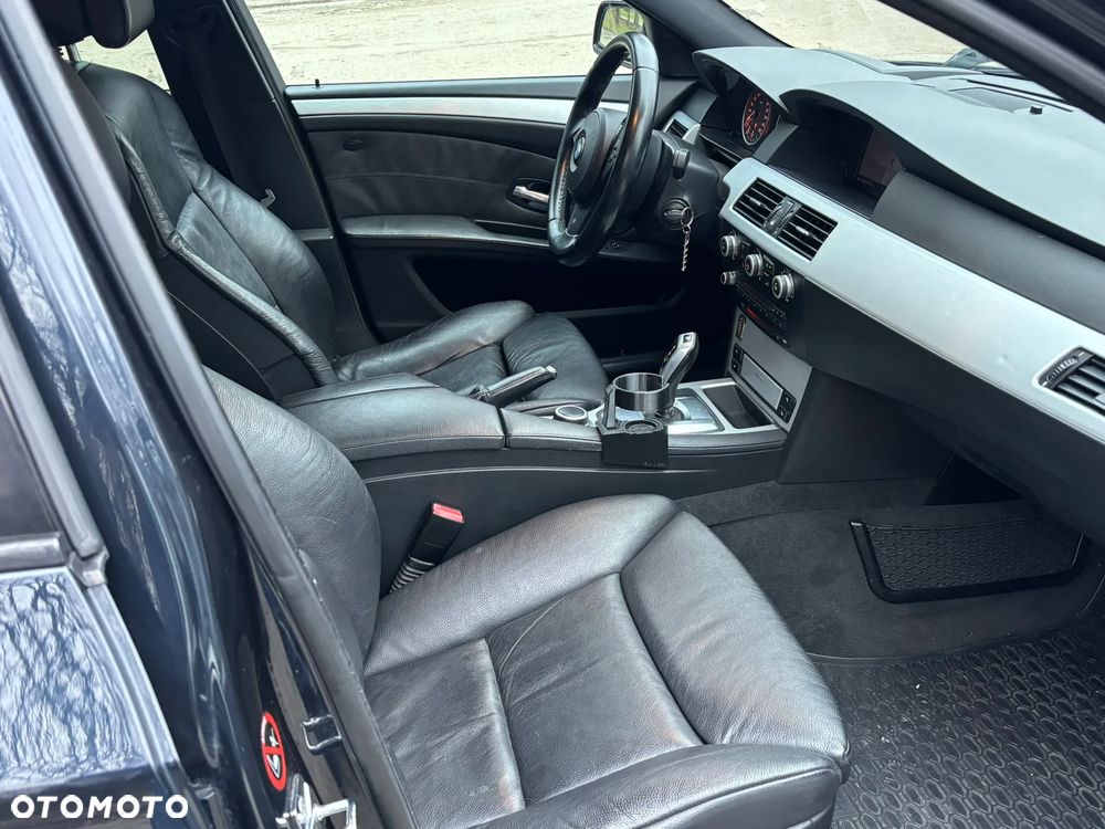 BMW Seria 5 530d - 13