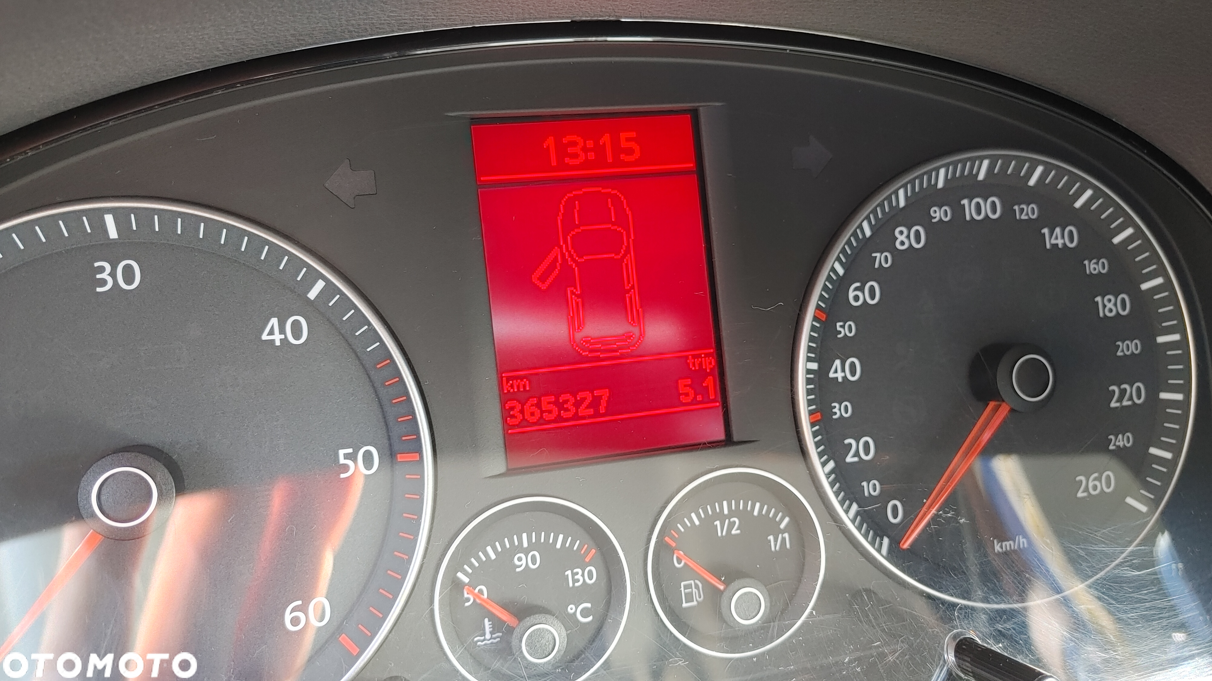 Volkswagen Touran 2.0 TDI DPF Cross DSG - 17