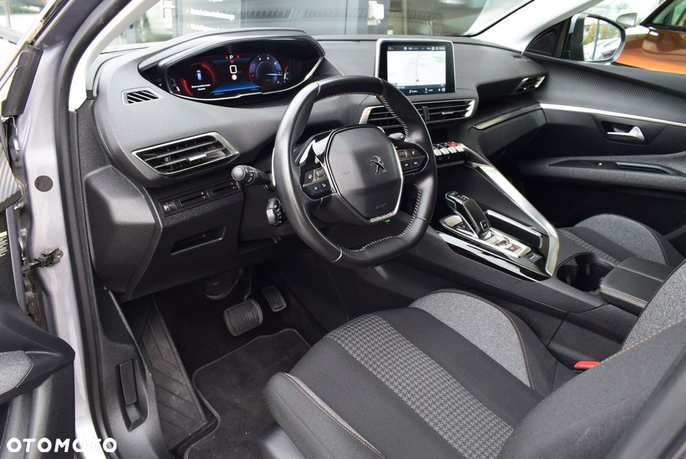 Peugeot 3008 1.5 BlueHDi Active S&S EAT8 - 10