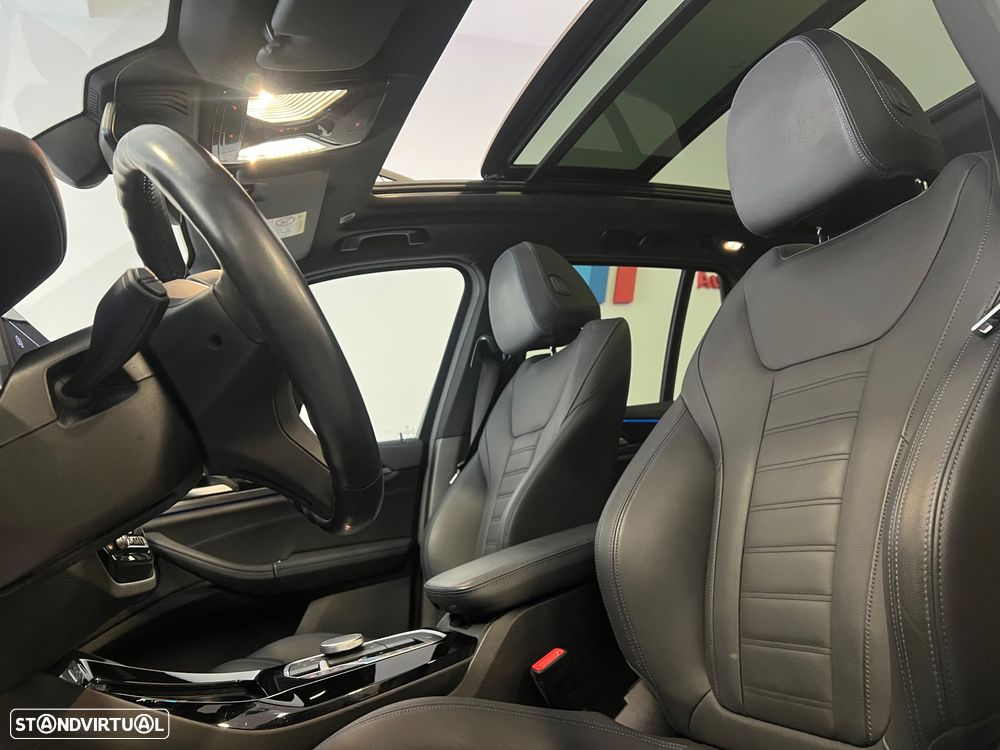 BMW iX3 M Sport Impressive - 12