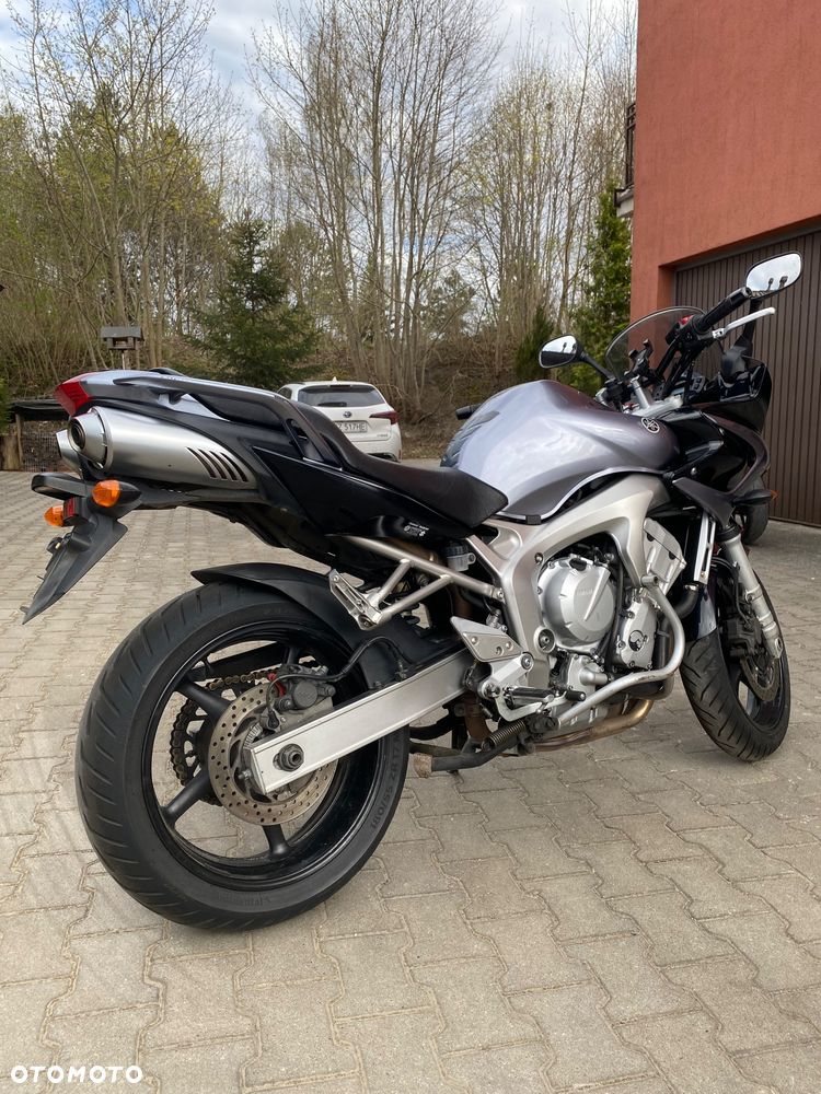 Yamaha FZ6 - 2
