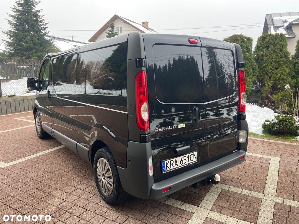 Renault Trafic - 12