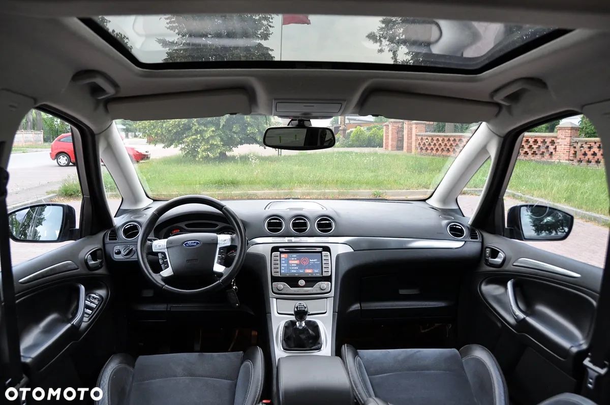 Ford S-Max 2.5 Titanium - 1