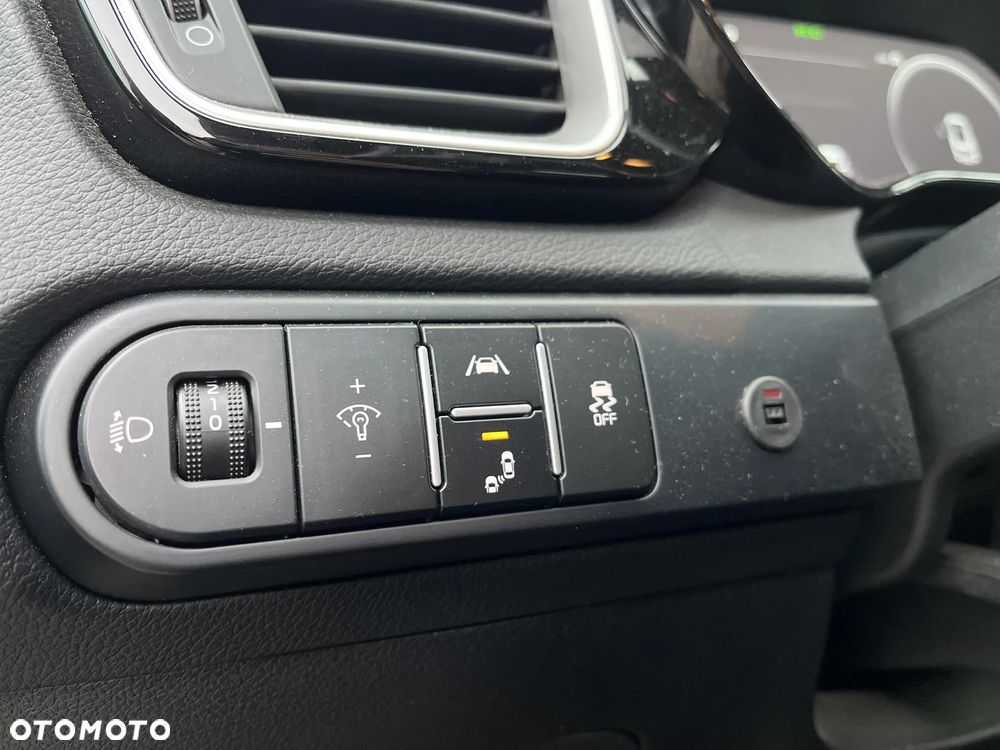 Kia Ceed 1.6 T-GDI GT DCT - 19