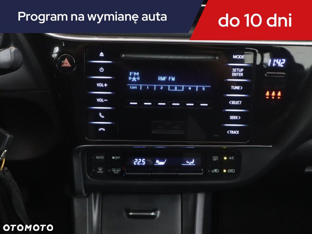 Toyota Auris - 15