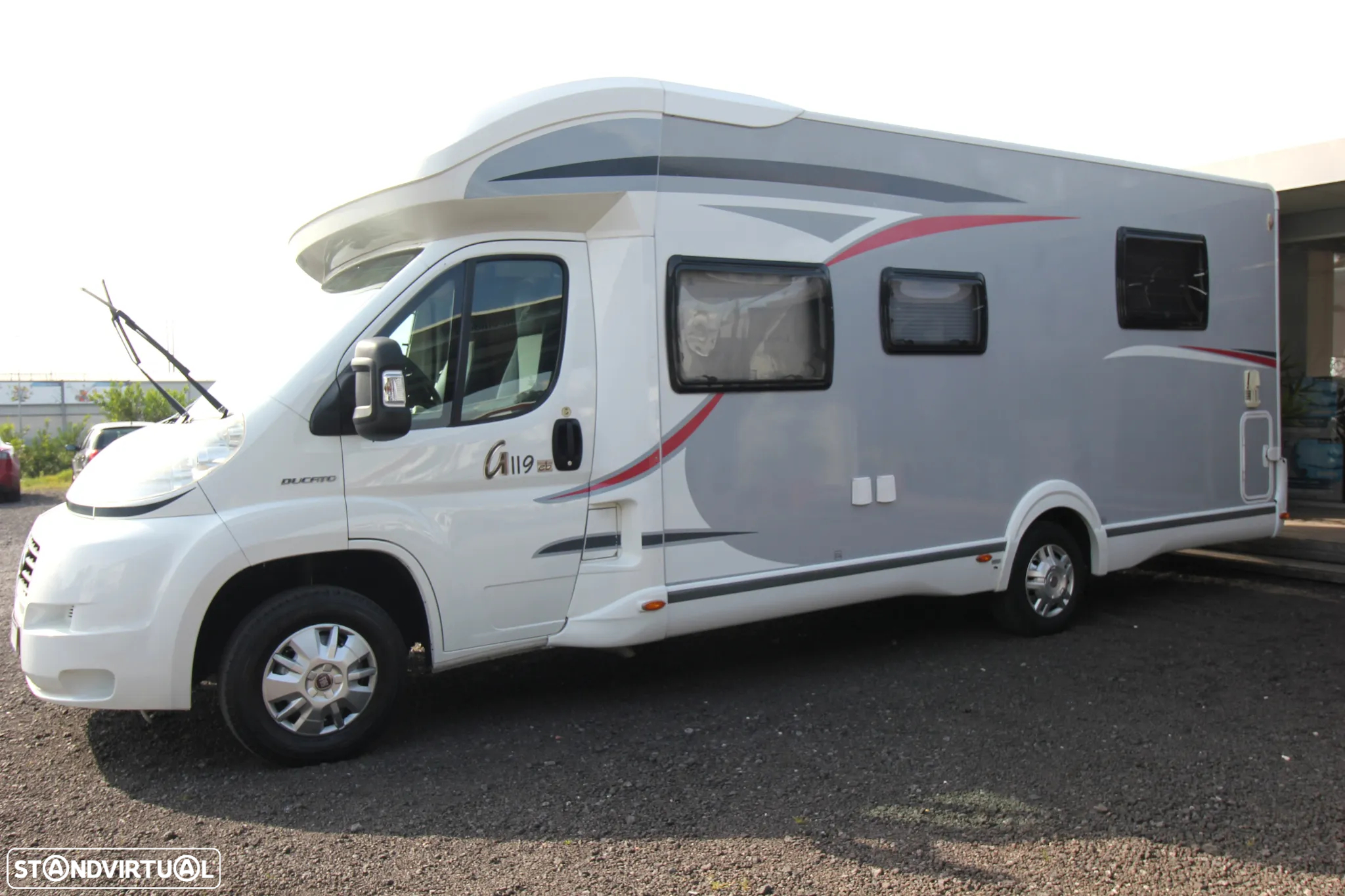 Challenger Graphite 119 EB *CAMA CENTRAL+BASCULANTE* - 23