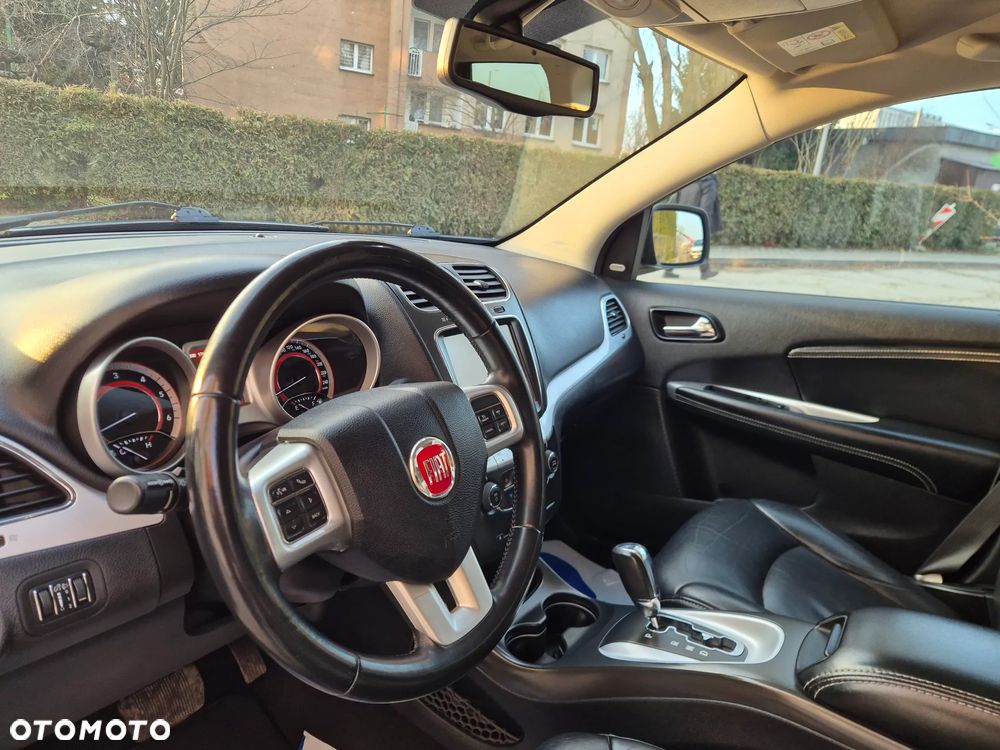 Fiat Freemont 2.0 Multijet 16V DPF Automatik Allrad Black Code - 11