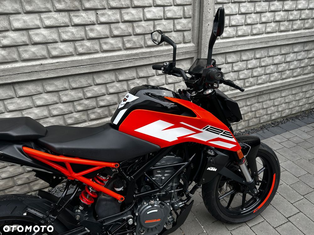 KTM Duke 125 - 8