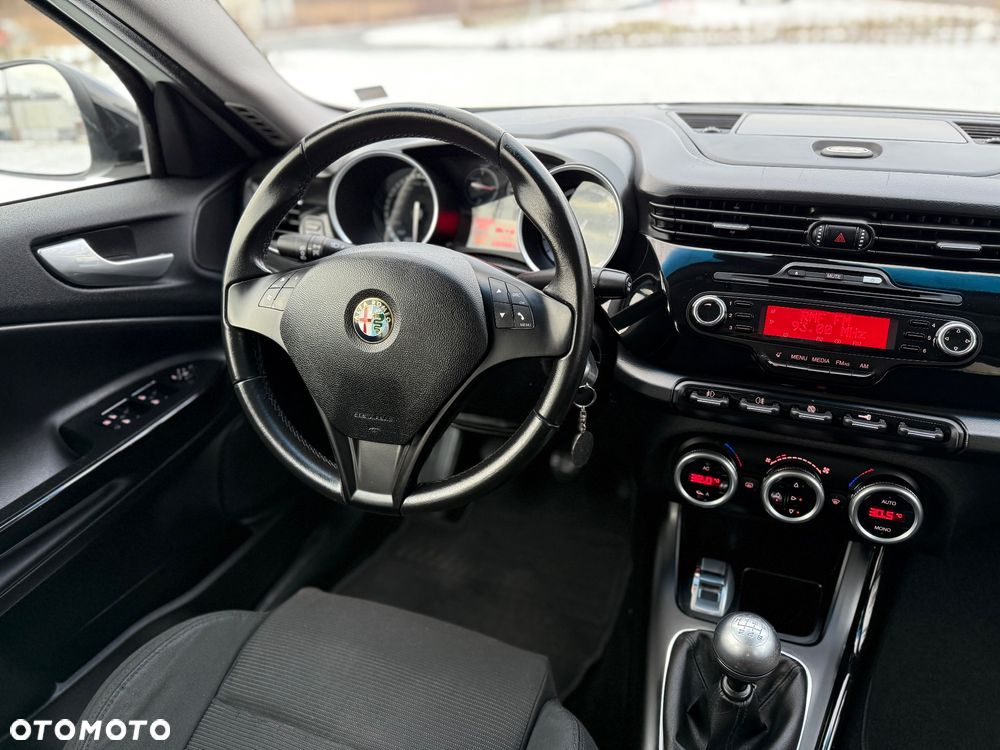 Alfa Romeo Giulietta 1.4 TB Distinctive - 17