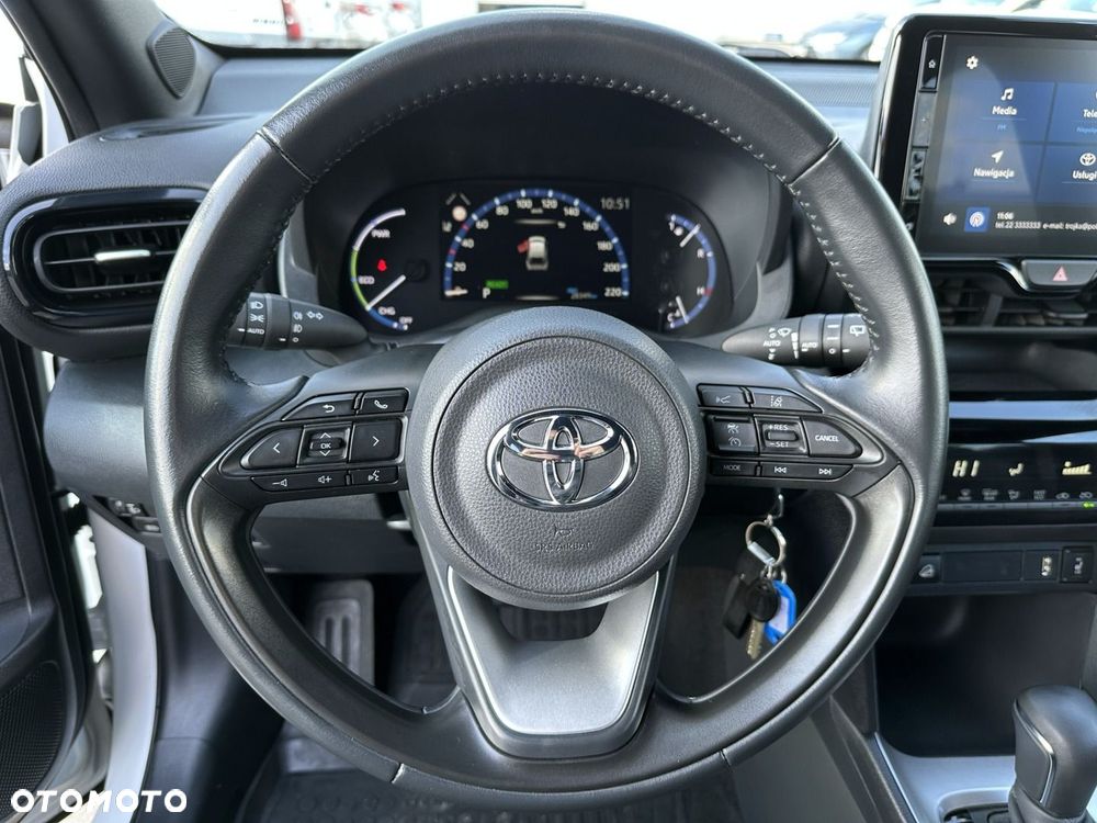 Toyota Yaris Cross Hybrid 1.5 Comfort 4x4 - 13