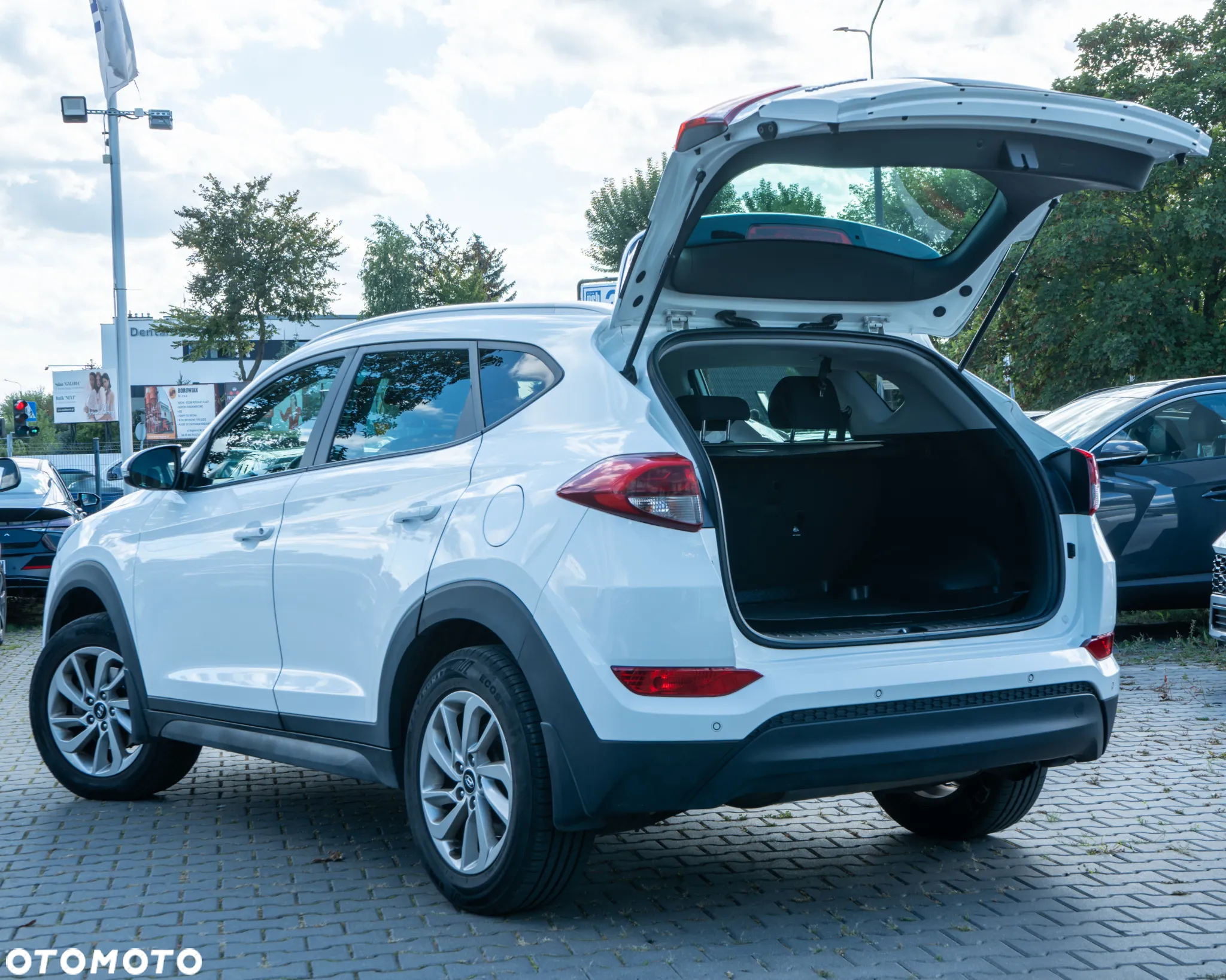 Hyundai Tucson 1.6 GDI BlueDrive Comfort 2WD - 8