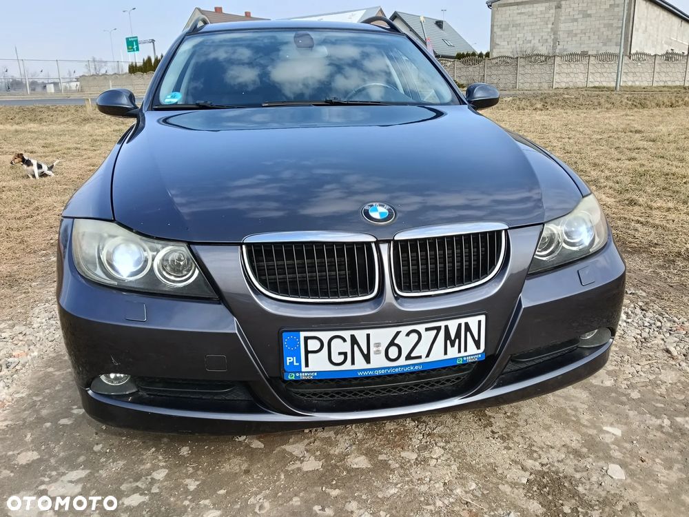 BMW Seria 3 320i - 9