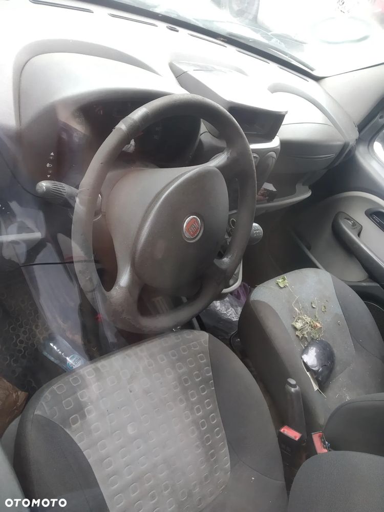 FIAT DOBLO I LIFT 04-10 1.4 8V - ZDERZAK PRZÓD PRZEDNI 249 - 29