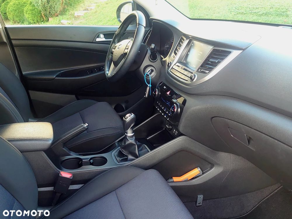 Hyundai Tucson blue 1.6 GDi 2WD Navi - 30