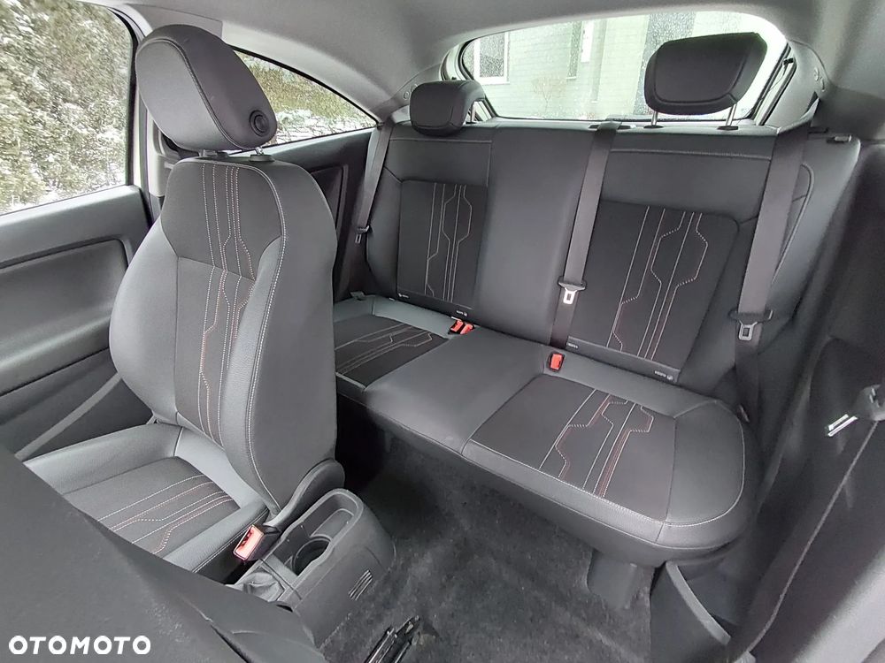 Opel Corsa 1.4 16V 150 Jahre - 14