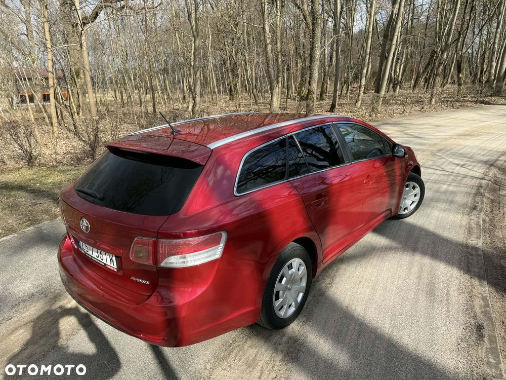 Toyota Avensis 1.8 Sol EU5 - 26