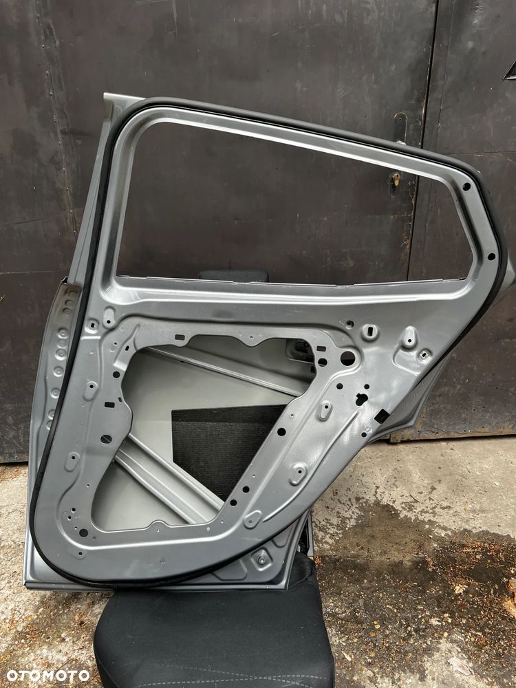 Poszycie drzwi BMW X2 U10 3300536 szare Tylne Prawe - 3