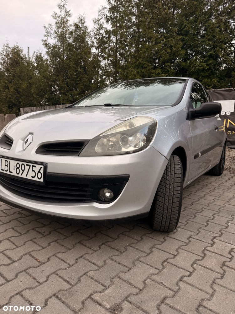 Renault Clio - 3