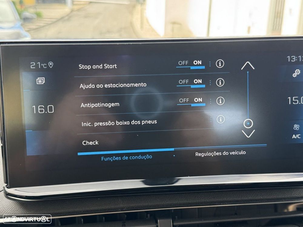 Peugeot 3008 1.2 PureTech Allure EAT8 - 24