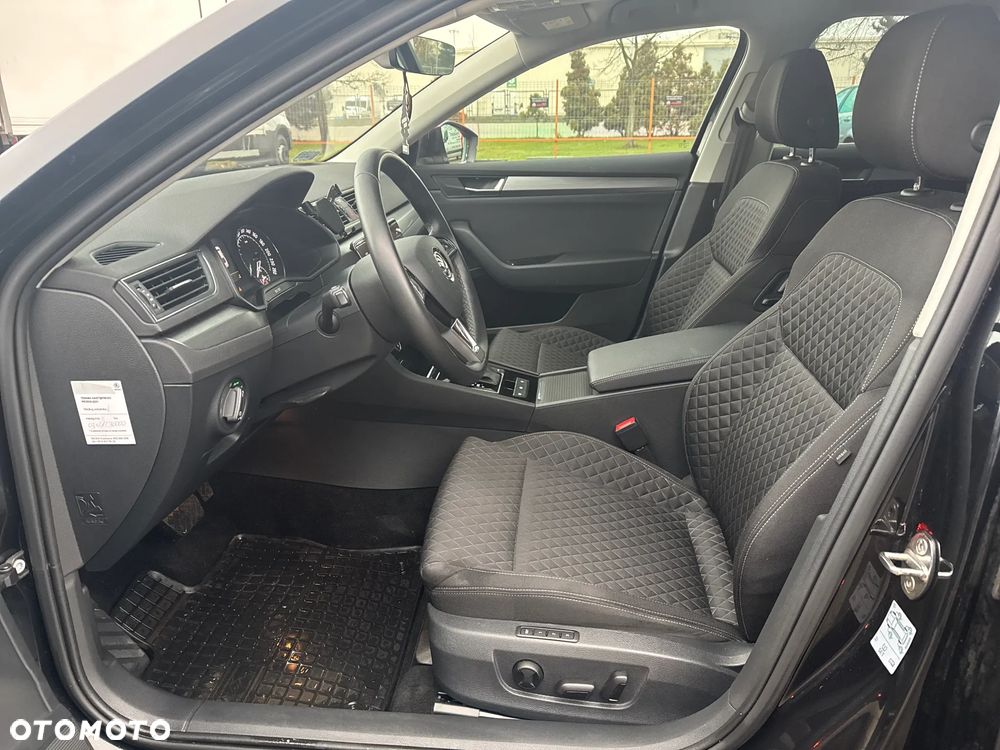 Skoda Superb 2.0 TDI SCR Style DSG - 11