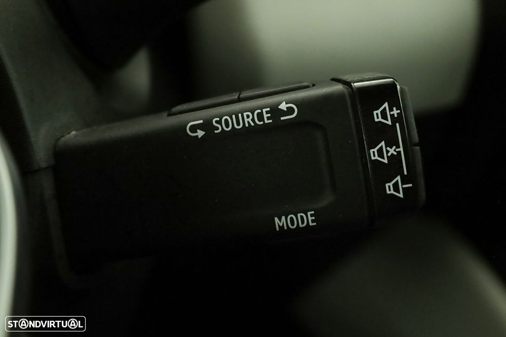 Renault Clio 1.0 TCe Techno - 19