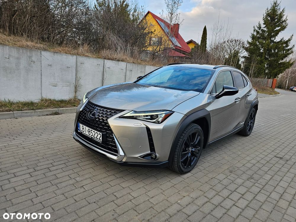 Lexus UX - 2