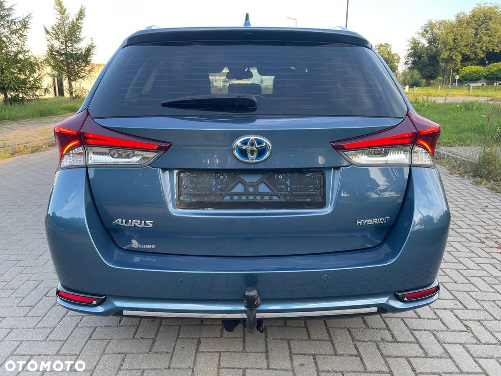 Toyota Auris Hybrid 135 Premium - 11