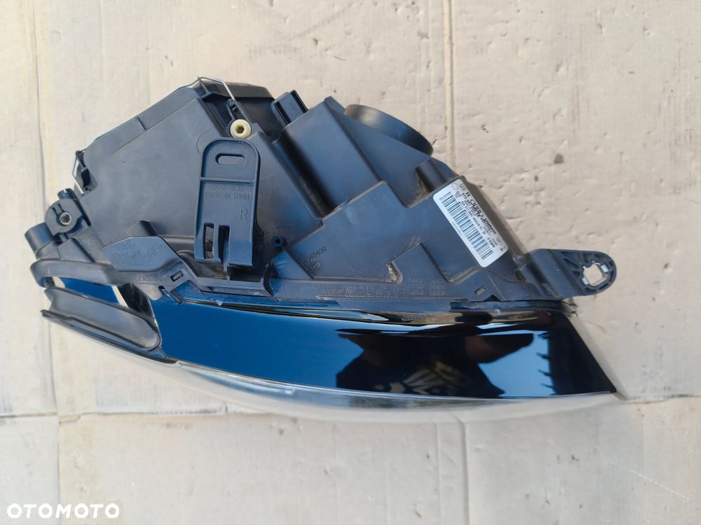 Audi A5 S5 2007-2011 Bi Xenon Led Nieskrętny Prawy 8T0941004AK - 3