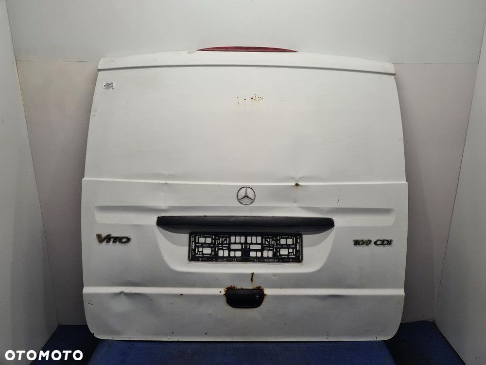 MERCEDES-BENZ VITO W639 TYLNA KLAPA BAGAŻNIKA - 1