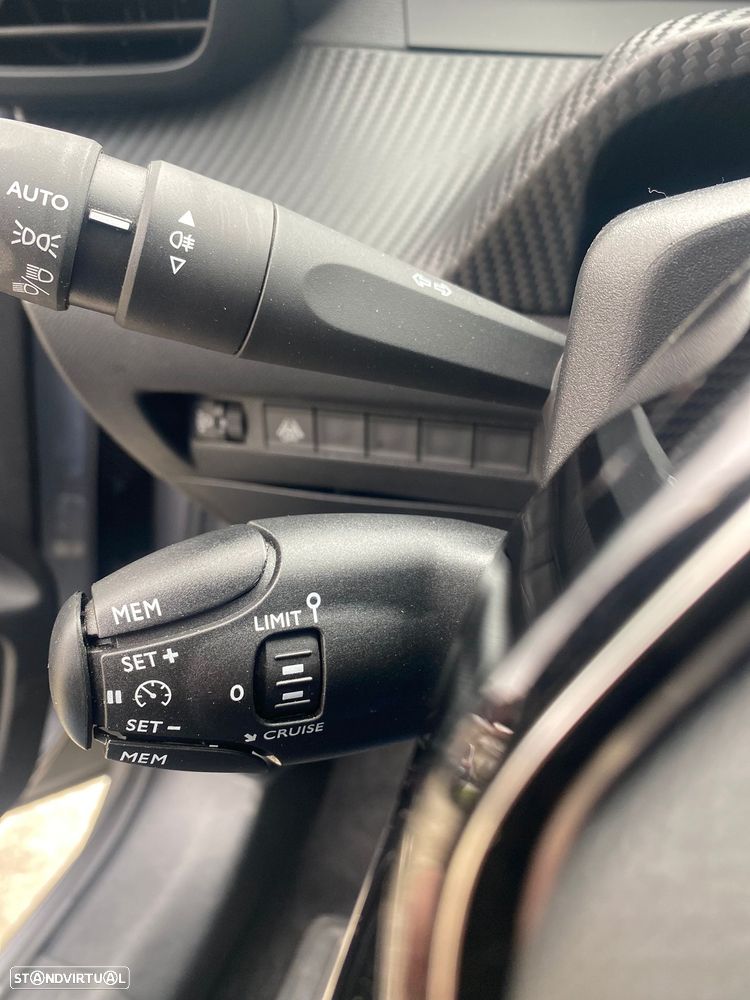 Peugeot e-208 Active Pack - 17