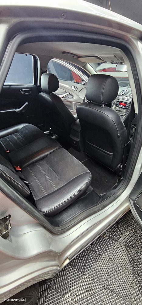 Ford Mondeo 1.8 TDCi Titanium ECOnetic - 10
