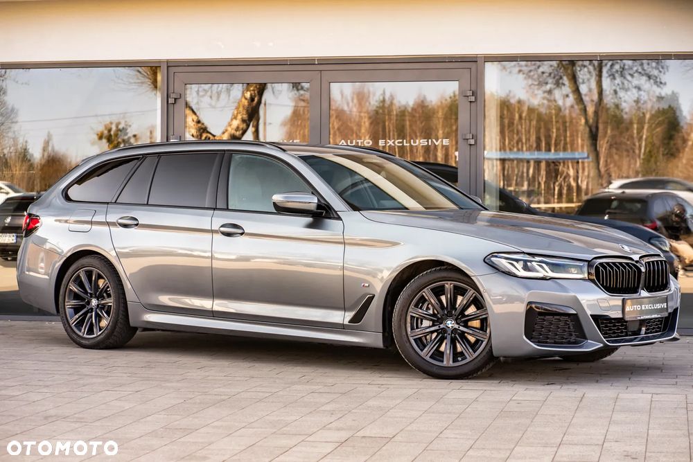 BMW Seria 5 530d xDrive M Sport Edition - 10