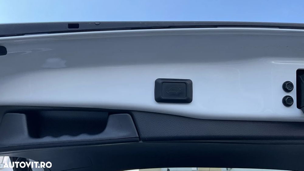 Toyota RAV4 2.5 Hybrid VVT-iE 4x2 Dynamic - 9