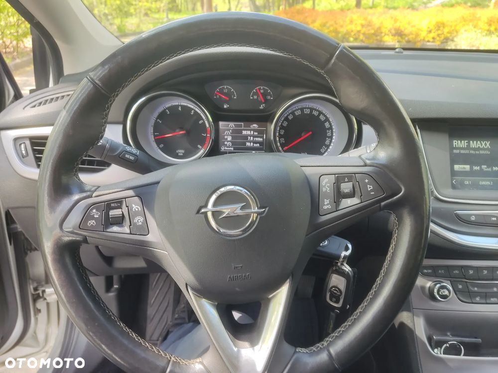 Opel Astra 1.4 Turbo Innovation - 25