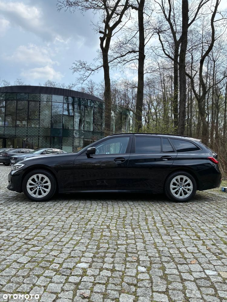 BMW Seria 3 320d Advantage sport - 22