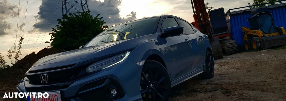 Honda Civic 1.5 VTEC Turbo CVT Sport Plus - 18