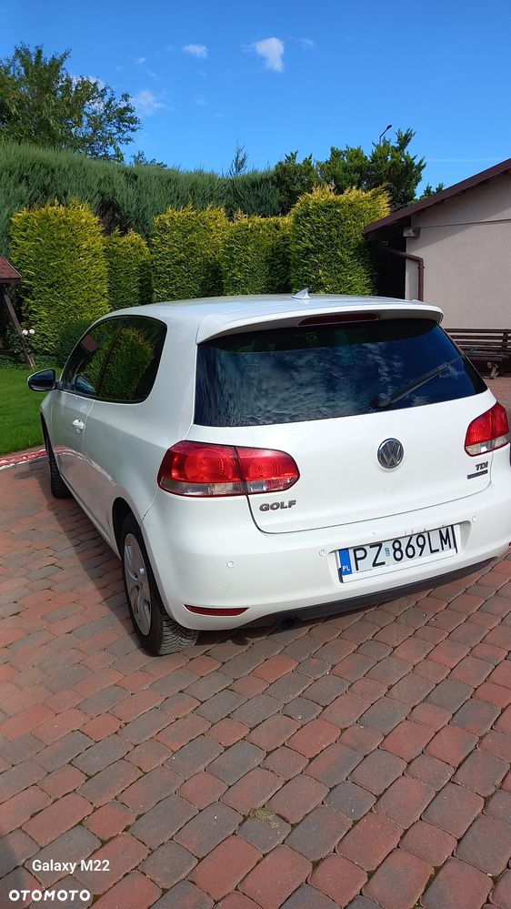 Volkswagen Golf 1.6 TDI BlueMot Comfortline - 4