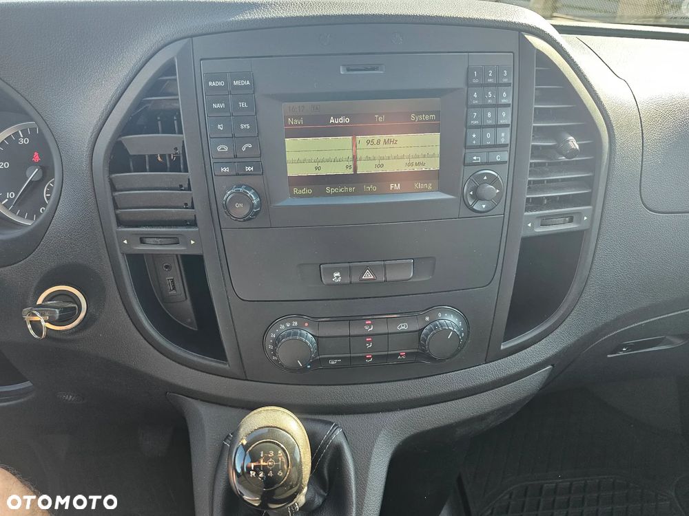 Mercedes-Benz Vito - 12