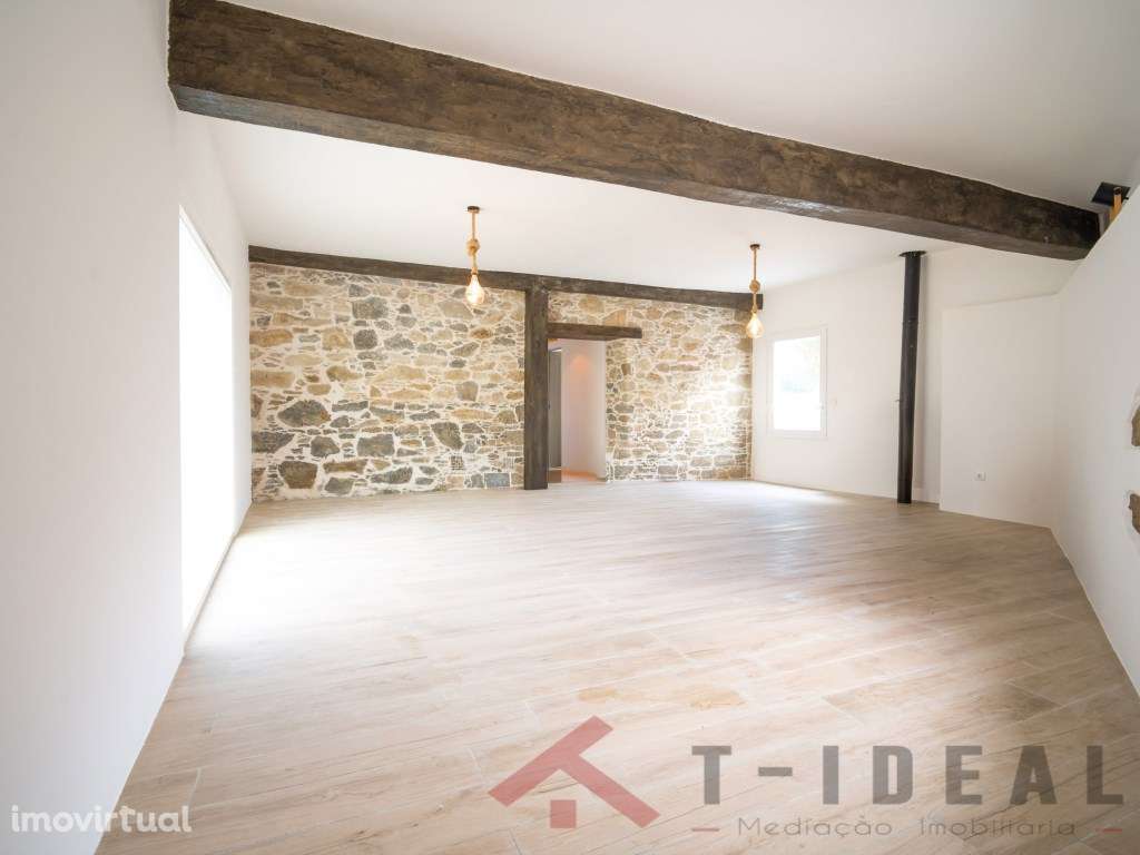 Moradia Renovada Perto Praias - Grande imagem: 4/59