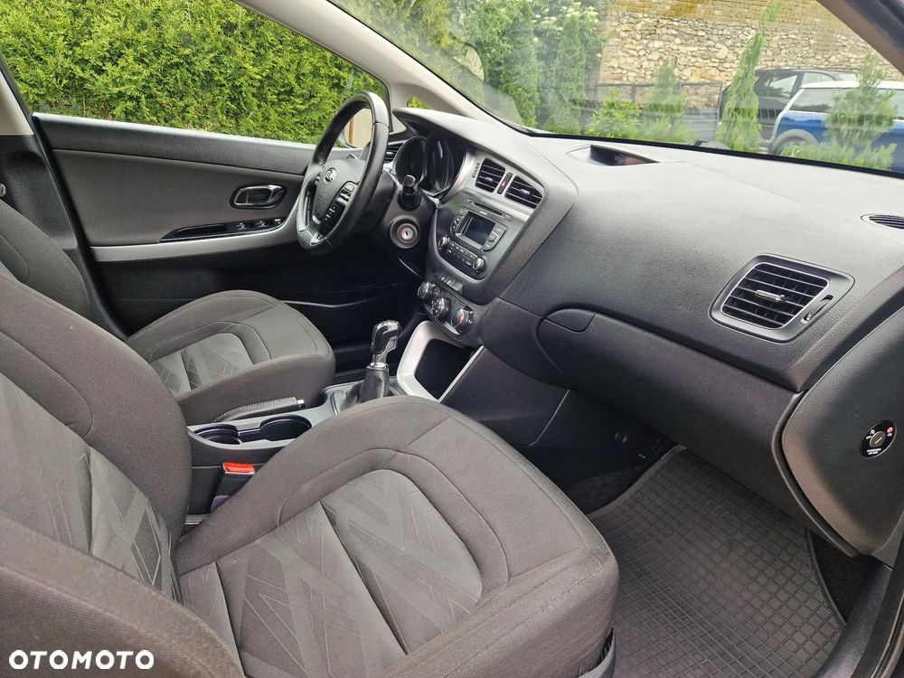 Kia Ceed 1.4 CVVT Attract plus - 21