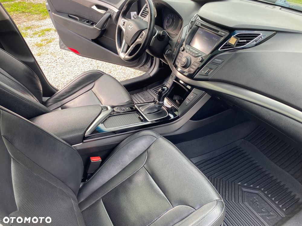 Hyundai i40 2.0 Automatik Premium - 34