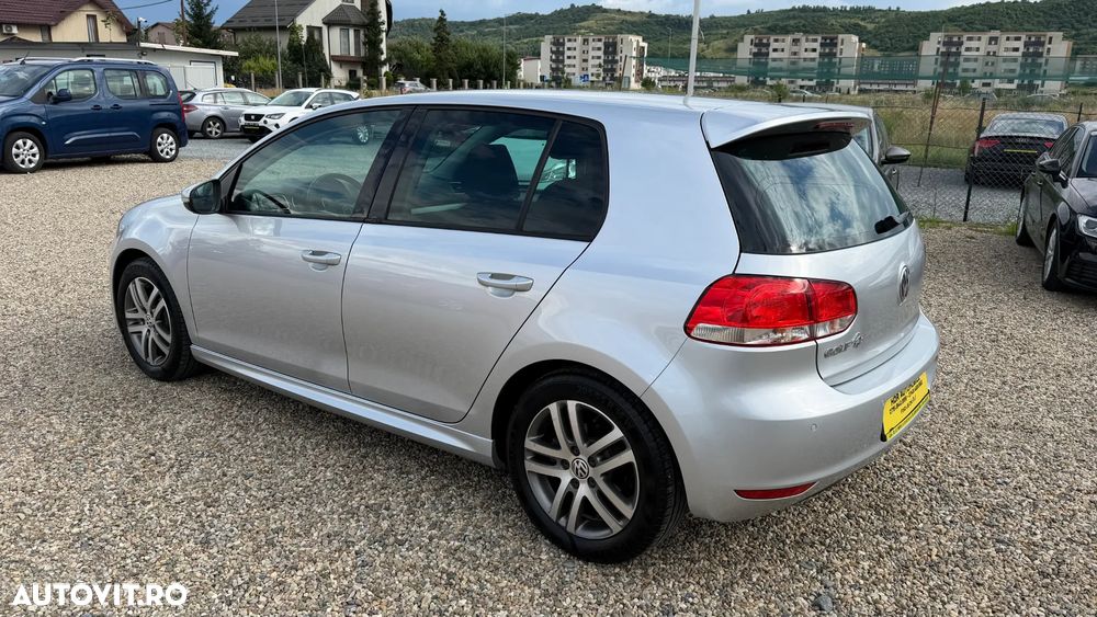 Volkswagen Golf 1.2 TSI BMT Trendline - 4